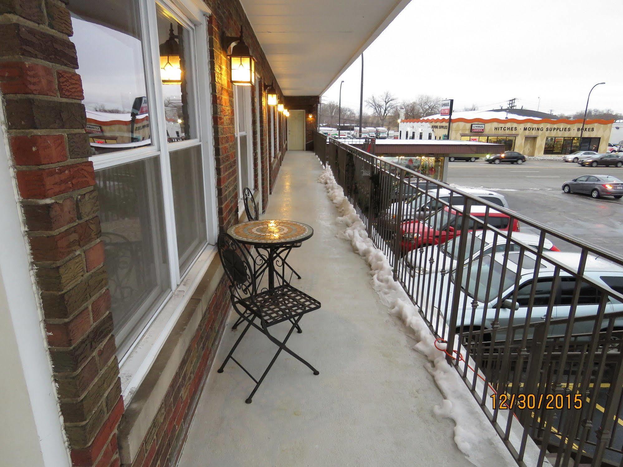 Gateway Inn Oak Lawn Exterior photo