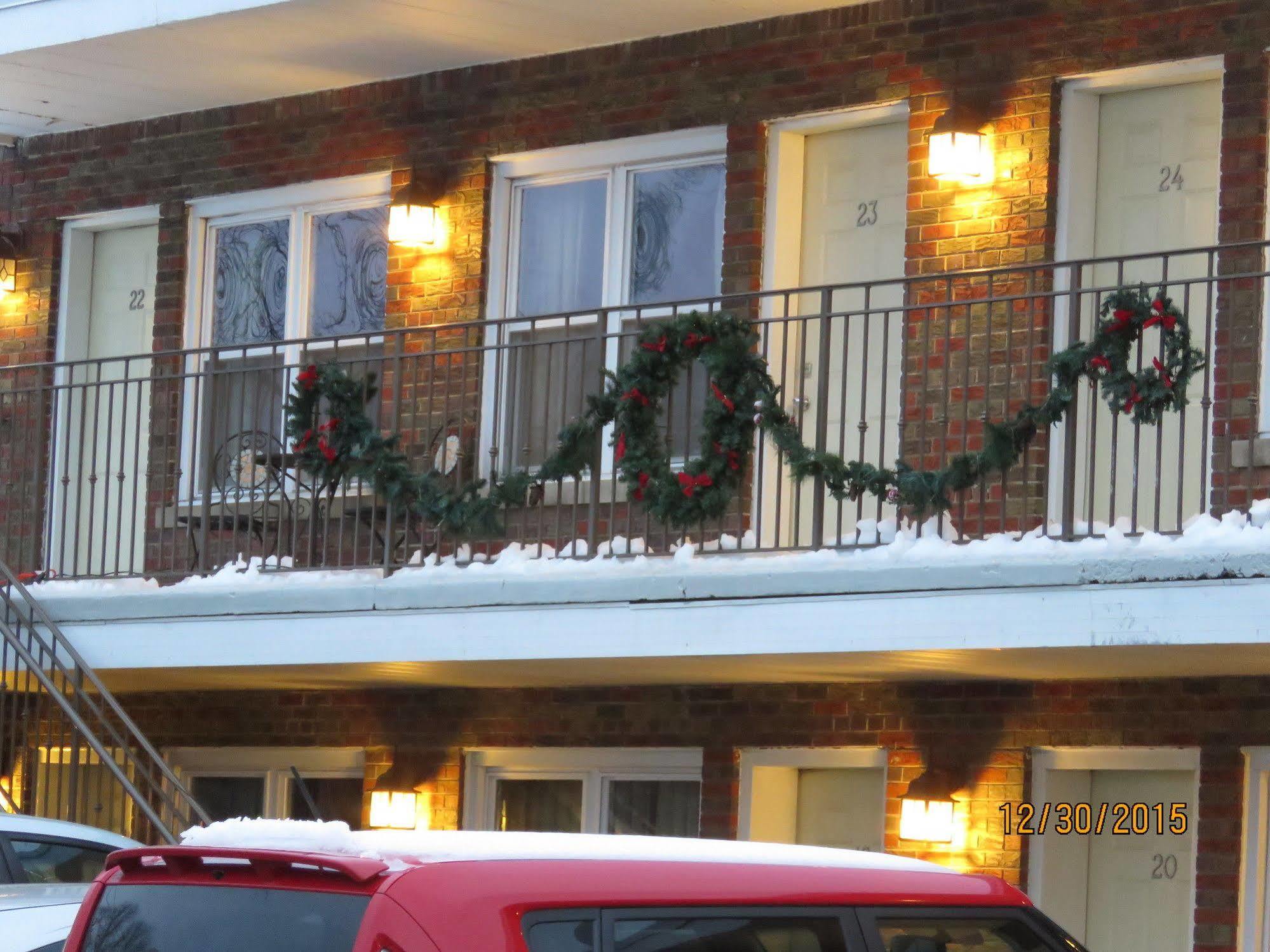 Gateway Inn Oak Lawn Exterior photo